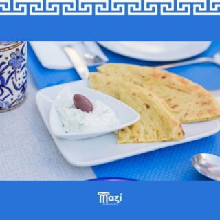 𝐓𝐳𝐚𝐭𝐳𝐢𝐤𝐢 + 𝐏𝐚𝐧𝐞 𝐩𝐢𝐭𝐚 = ❤️
Che sia come aperitivo la sera o come antipasto prima di pranzo o cena, questa combo di @maziristorante conquista sempre tutti😍
La deliziosa salsa di yogurt greco e cetrioli unita al pane pita crea il connubio perfetto per il vostro palato😋
Venite a trovarci e provatela anche voi🇬🇷
Mazì e il suo staff vi aspettano in
📍𝑉𝑖𝑎 𝑆𝑎𝑛 𝐿𝑢𝑐𝑖𝑓𝑒𝑟𝑜, 63
🗓️ 𝐷𝑎𝑙 𝑀𝑎𝑟𝑡𝑒𝑑𝑖̀ 𝑎𝑙𝑙𝑎 𝐷𝑜𝑚𝑒𝑛𝑖𝑐𝑎
🍽️ 𝐶𝑜𝑙𝑎𝑧𝑖𝑜𝑛𝑒, 𝑝𝑟𝑎𝑛𝑧𝑜 𝑒 𝑐𝑒𝑛𝑎
𝑃𝑒𝑟 𝑖𝑛𝑓𝑜 𝑒 𝑝𝑟𝑒𝑛𝑜𝑡𝑎𝑧𝑖𝑜𝑛𝑖
📲 345 02 99767
🌐 https://mazi.rest
#antipasti #cagliari #cucinagreca #colazione #pranzo #cena #maziristorante #grecia #foodexperience #greekfood #hellenic #hellenicworld #tradizionegreca #specialitàelleniche #cucinetradizionali #aperitivo #panepita #tzatziki